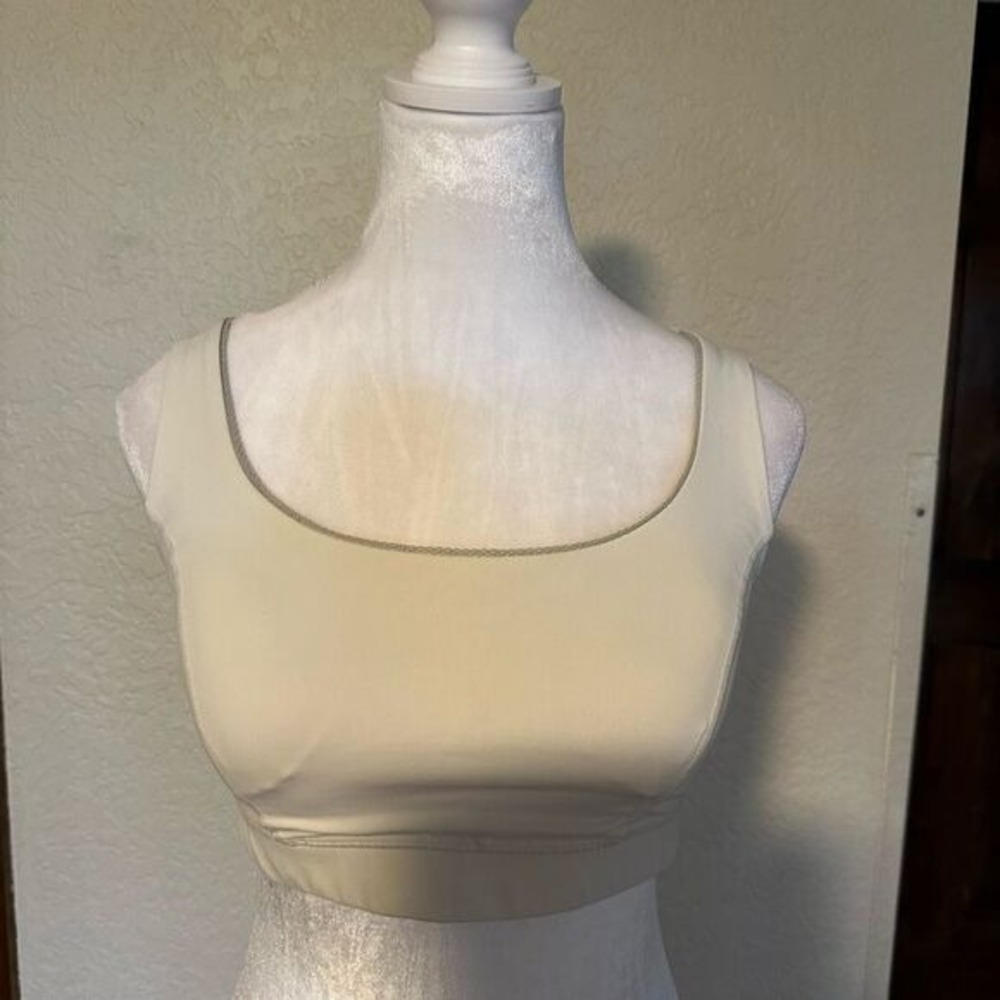 Lululemon Energy Bra Tan Beige 8 Women Crossback Yoga Workout‎